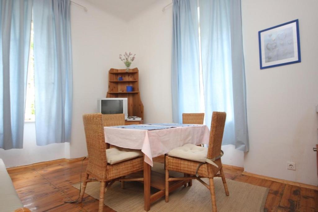 Family Friendly Seaside Apartments Moscenicka Draga, Opatija - 9242 المظهر الخارجي الصورة